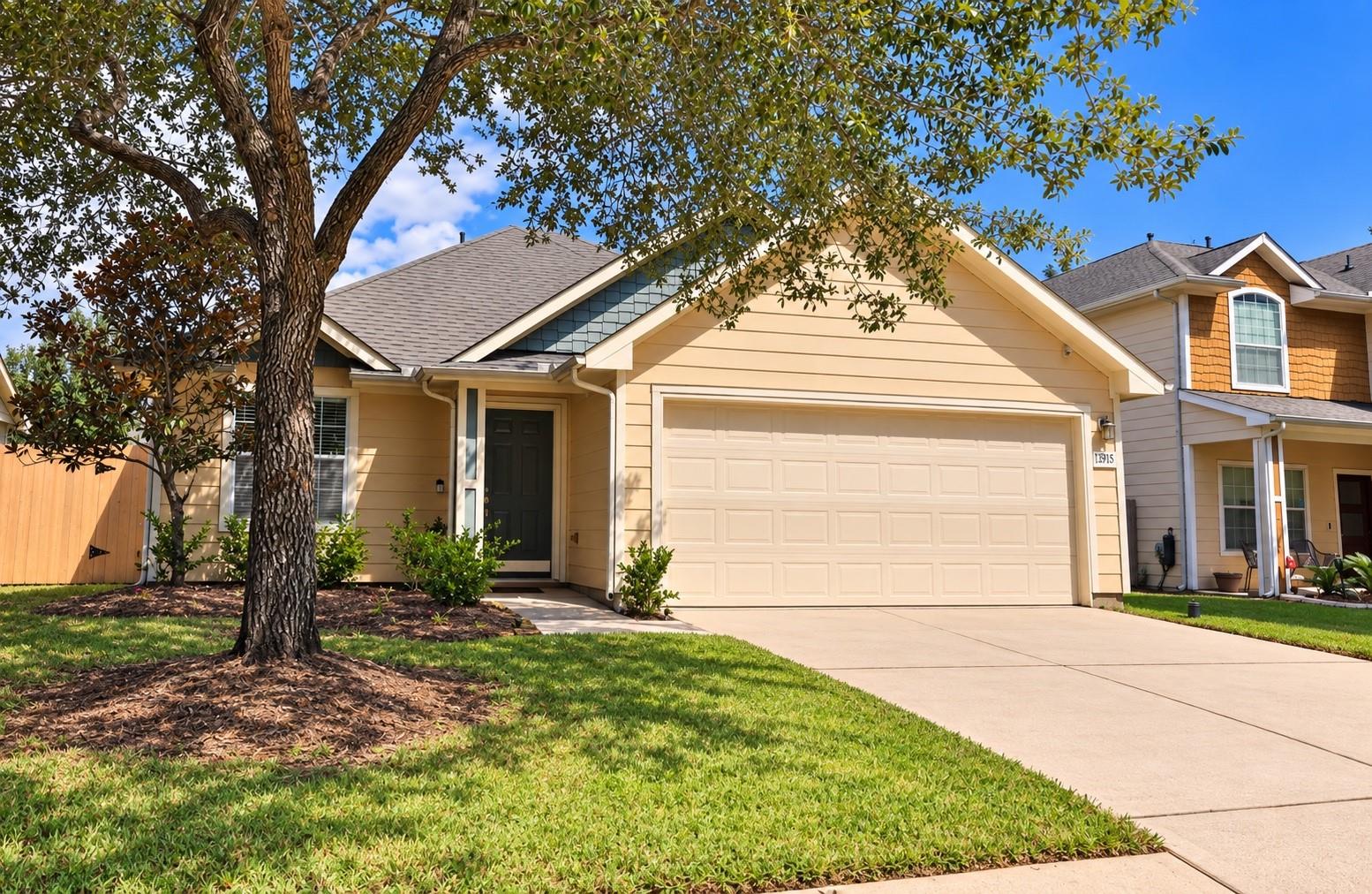 12915 Redbud Shores Lane — photo