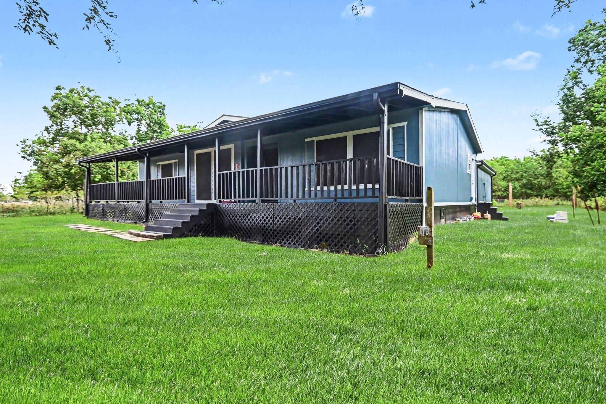 2925 FM 2917 — photo