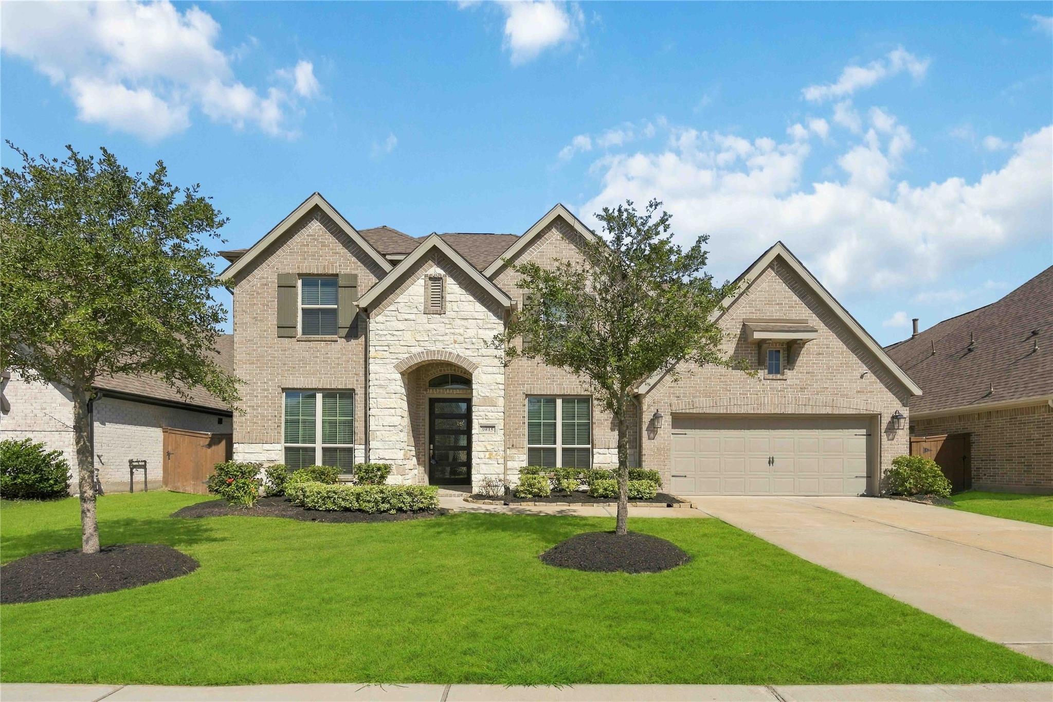 9815 Chapman Trail — photo