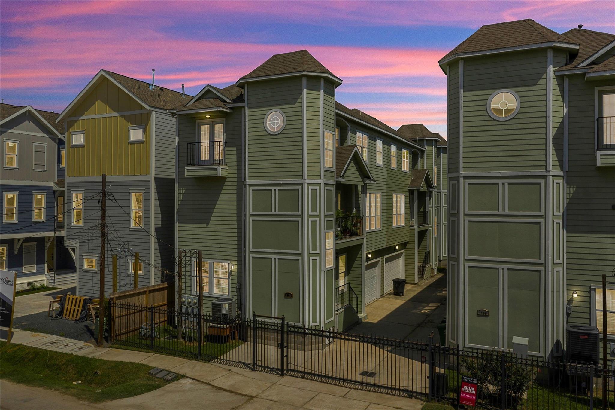 1109 W 15th 1/2 Street #K — photo