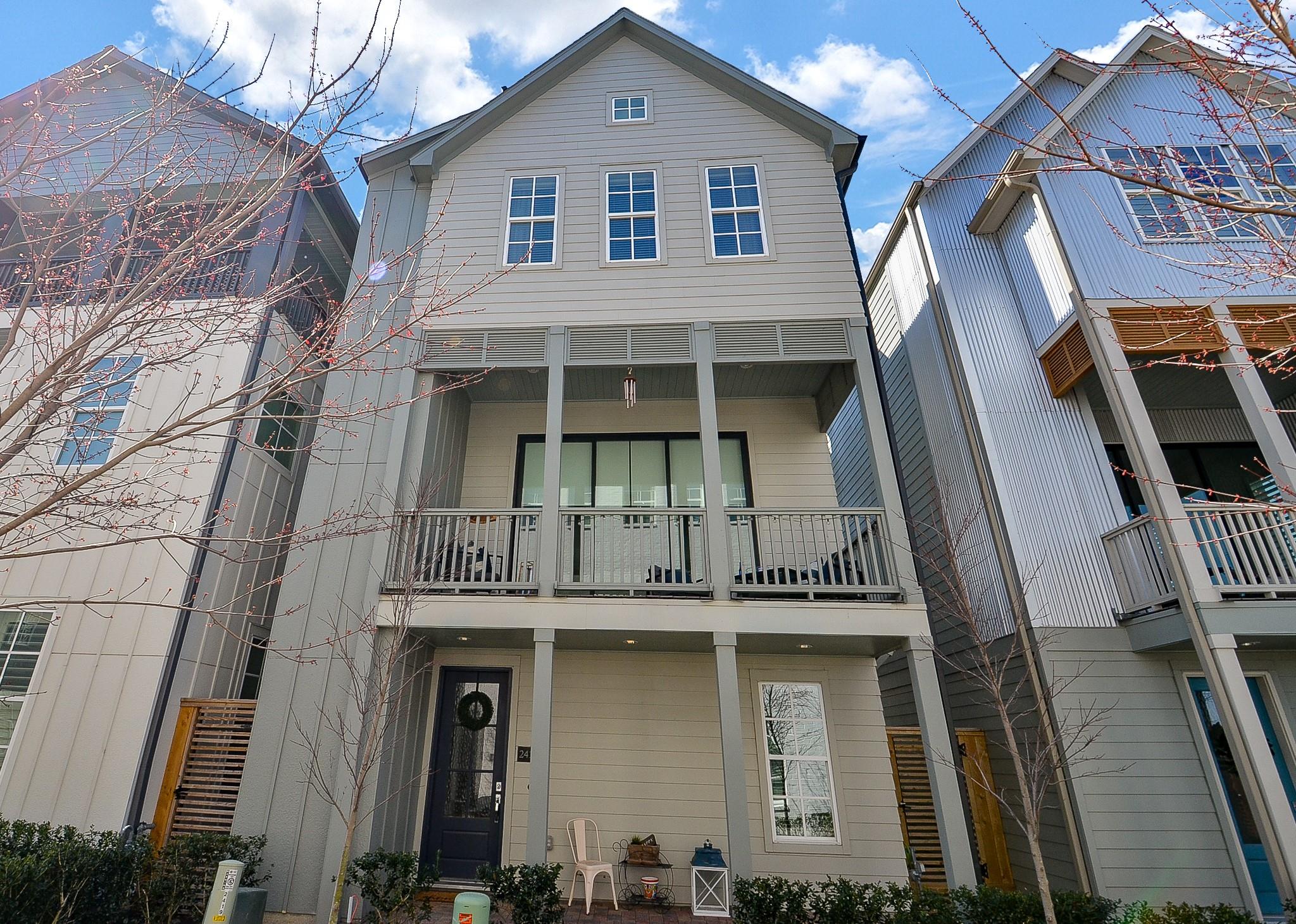 2419 W Kolbe Lane — photo