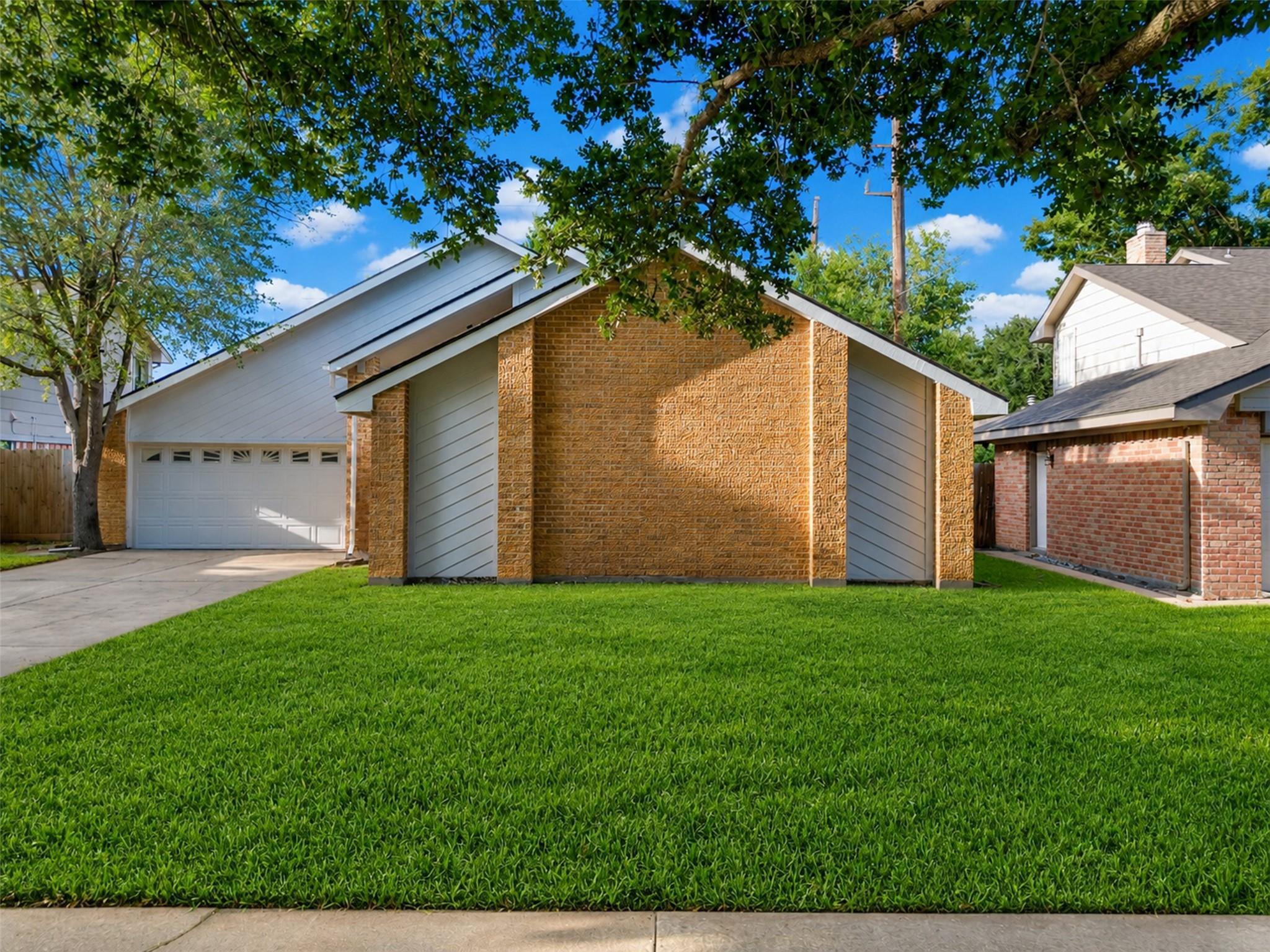 3035 Pecan Point Dr — photo