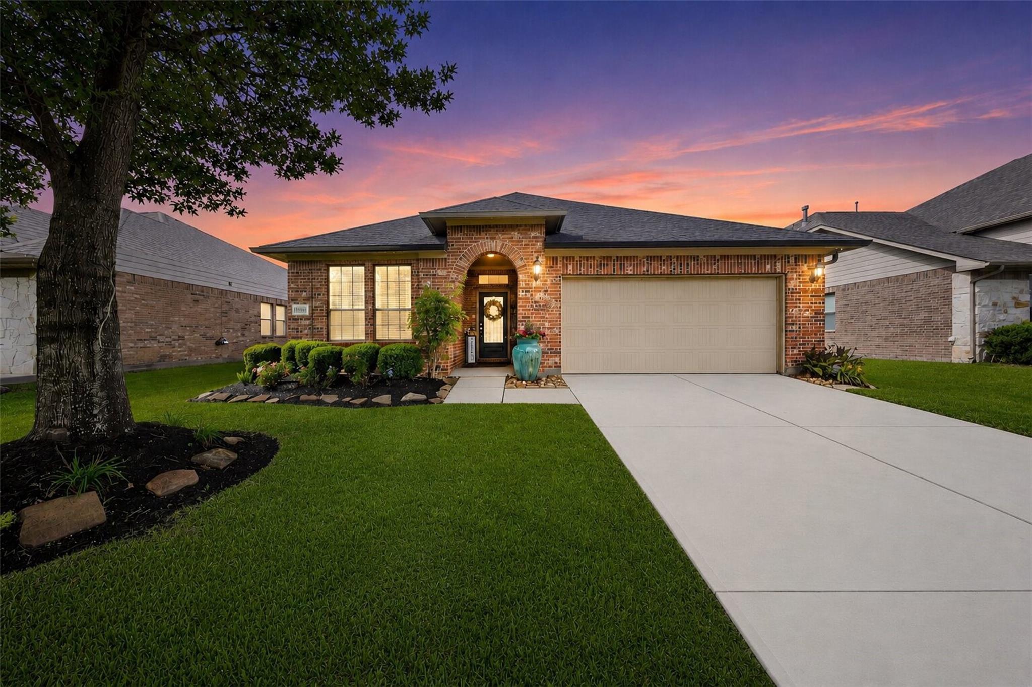 8635 Sunny Gallop Drive — photo