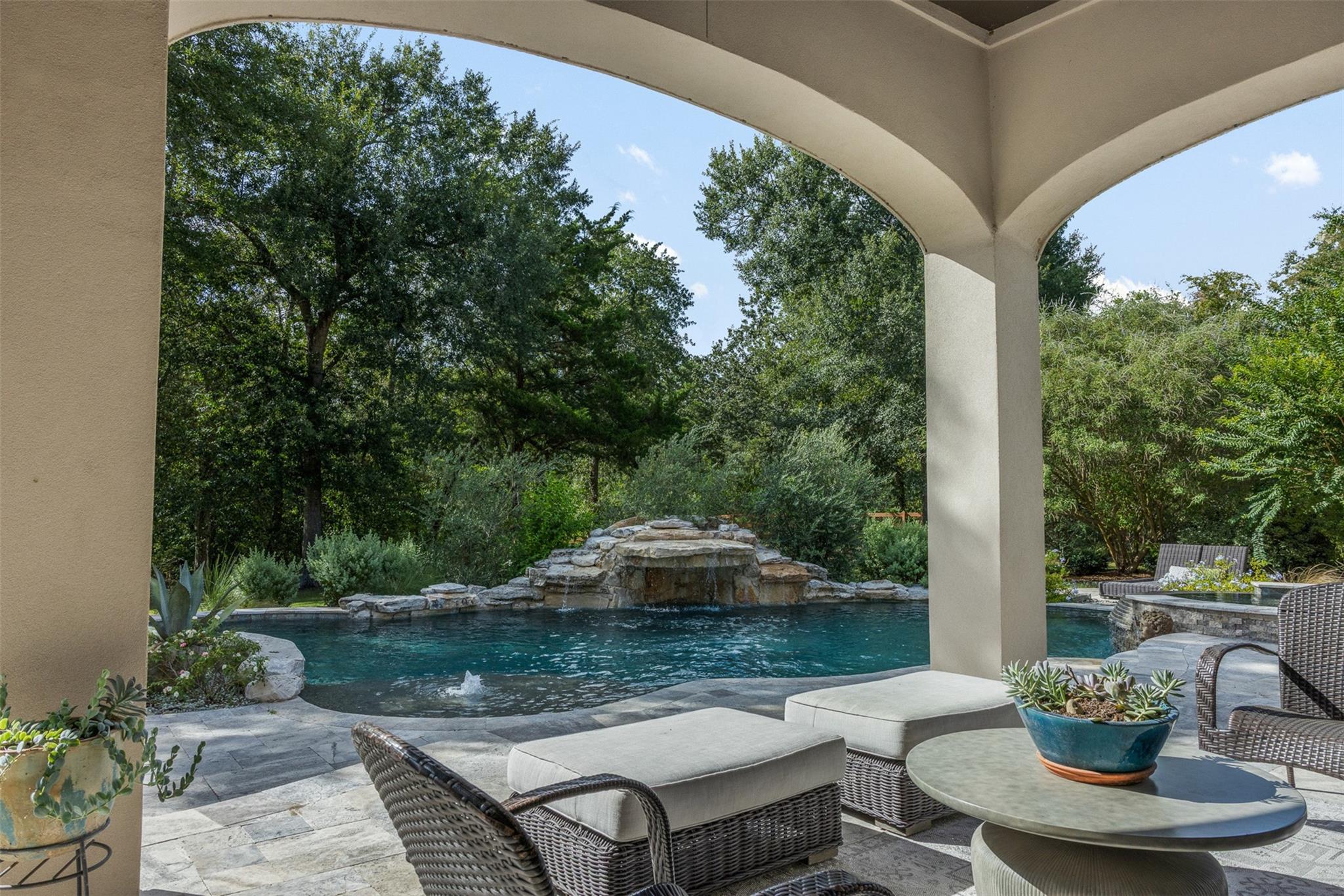 8603 Woods Hollow Trail — photo