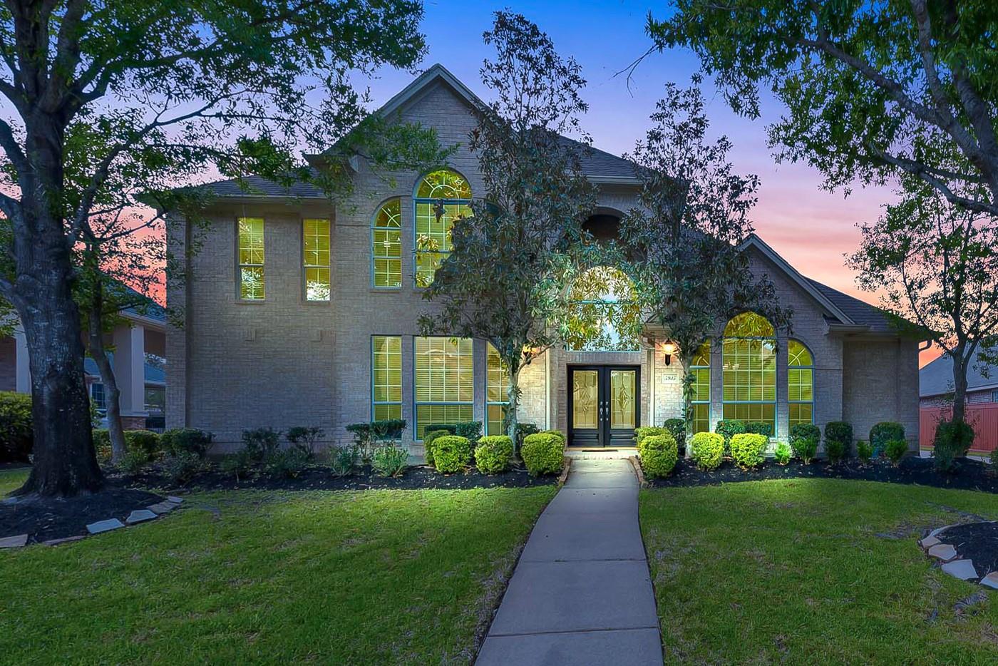 5935 Santa Fe Springs Drive — photo