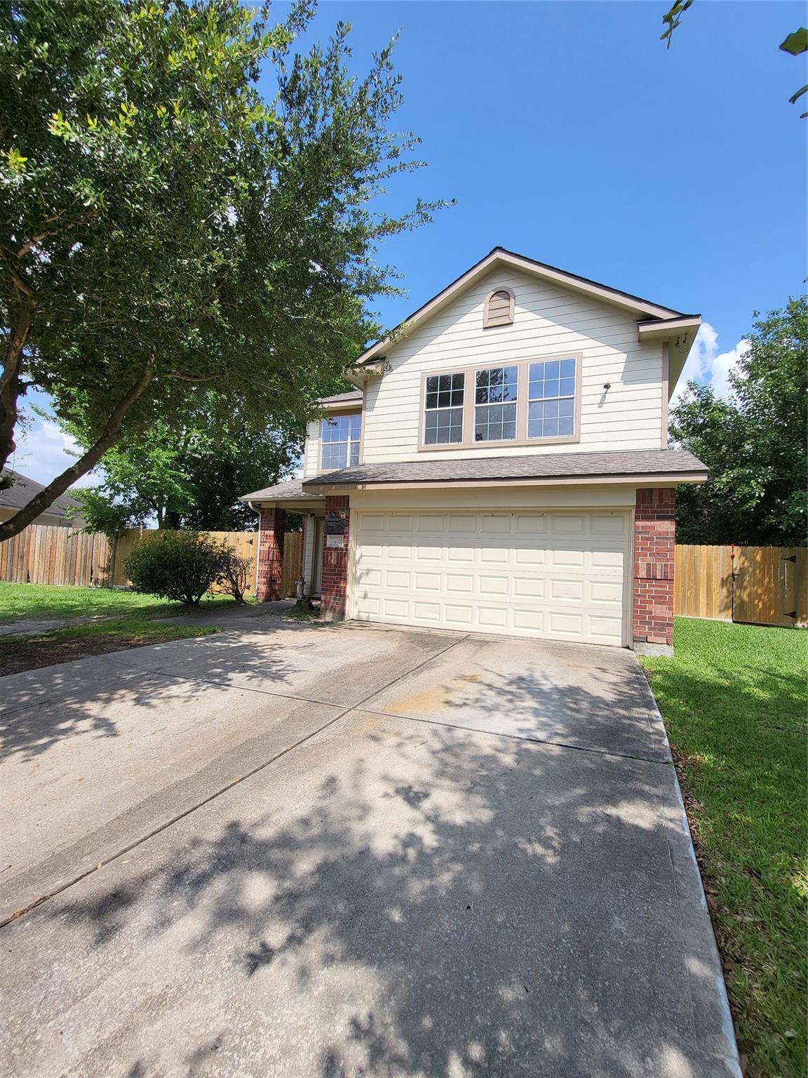 11423 Royal Thistle Court — photo