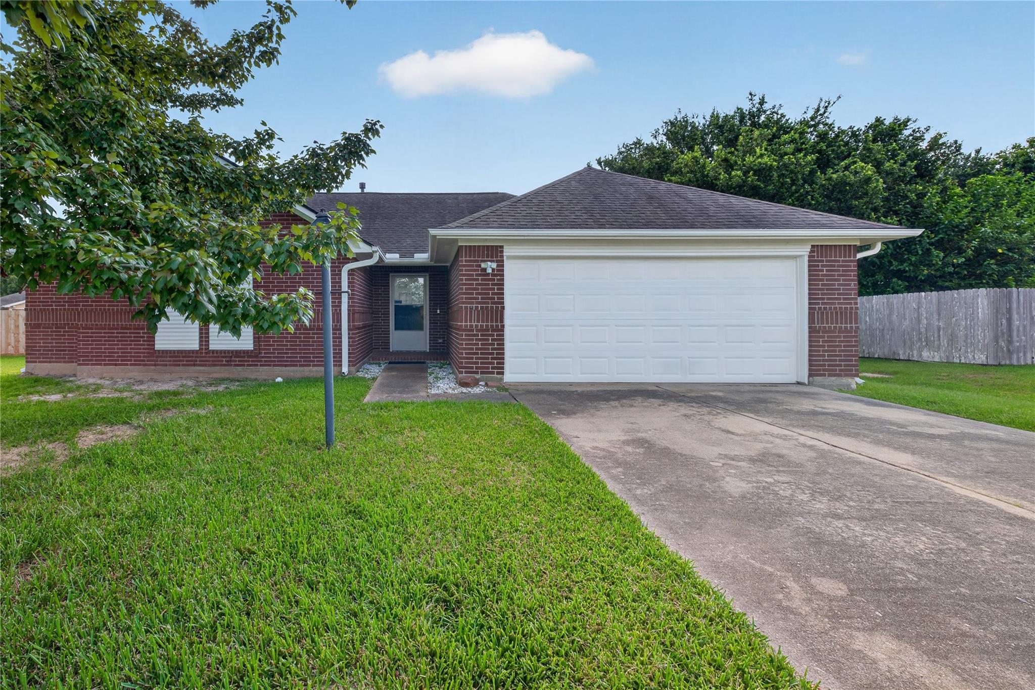 3413 Owens Drive — photo