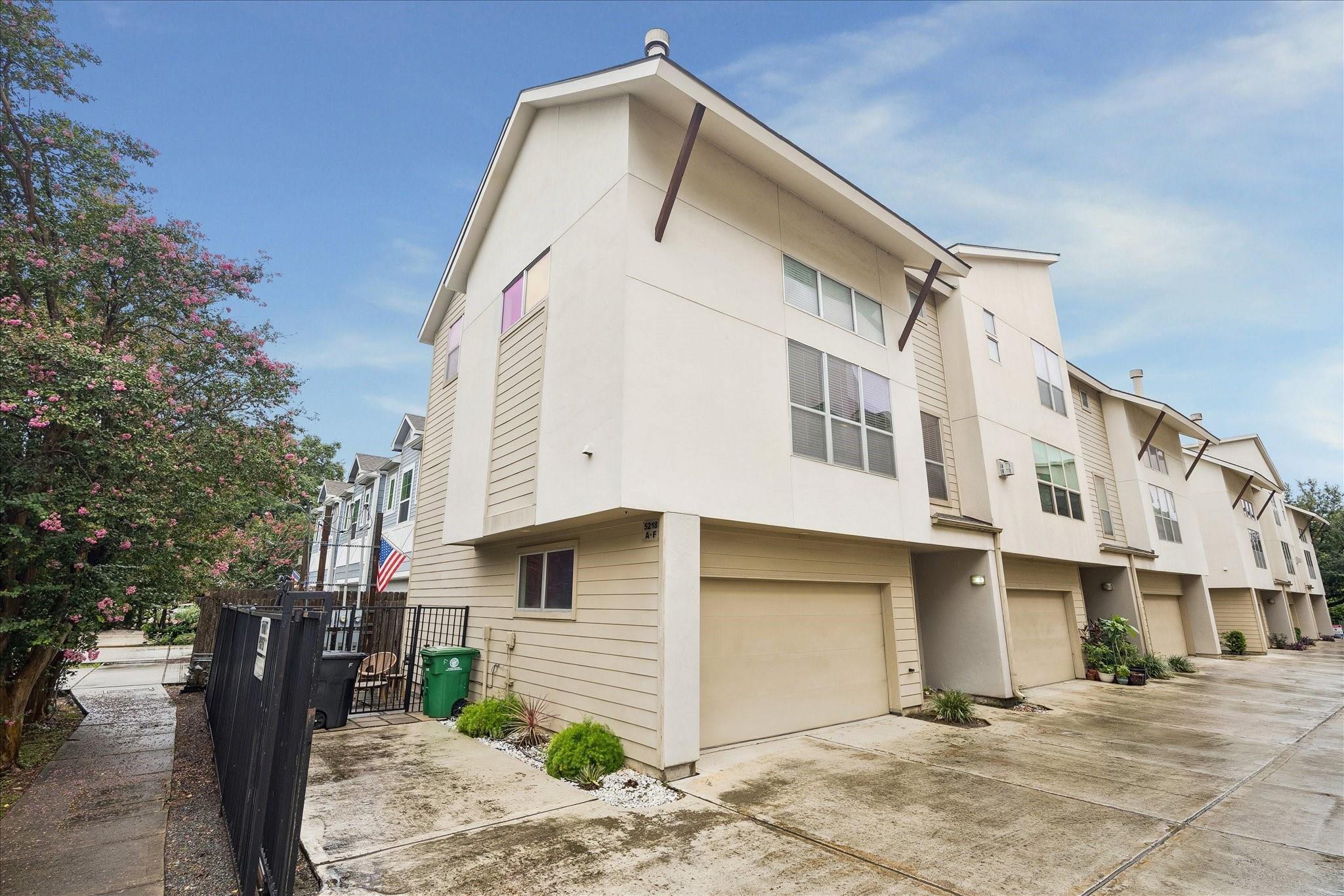 5218 Petty Street #F — photo