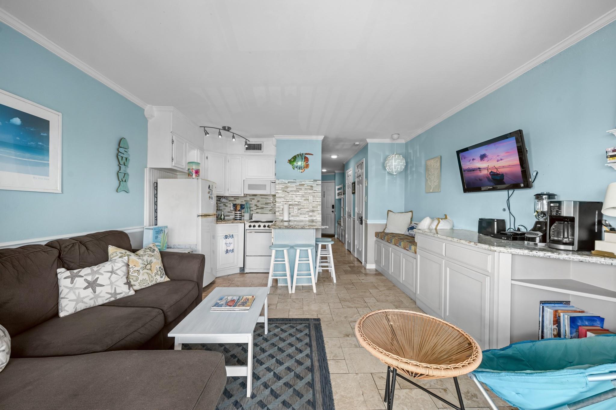 6102 Seawall Boulevard #136 — photo