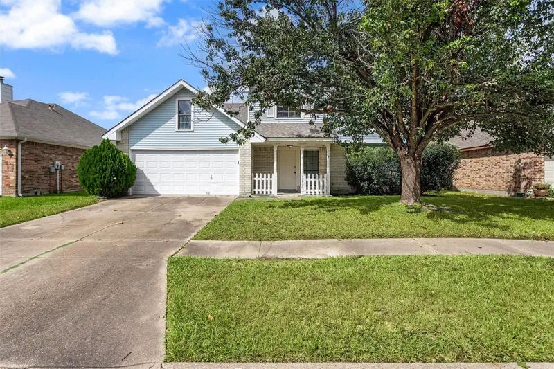 20406 Blue Juniper Drive — photo