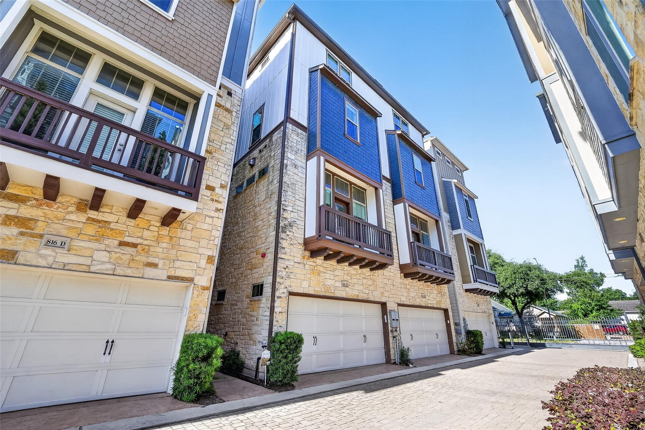 816 Yale Street #C — photo