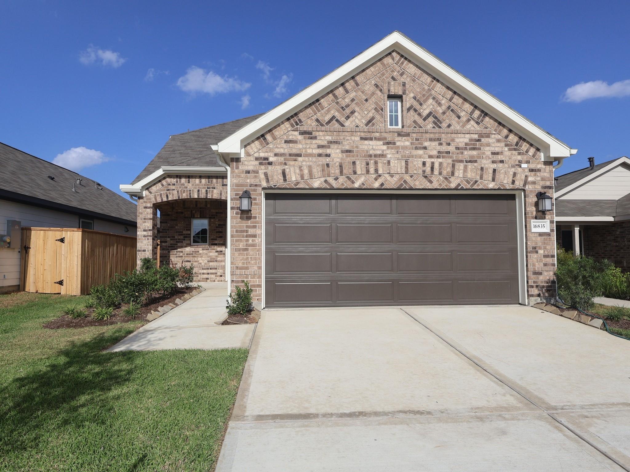 16835 Cockspur Hawthrone Lane — photo