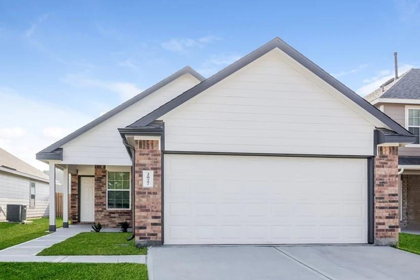 2827 Briggs Drive — photo