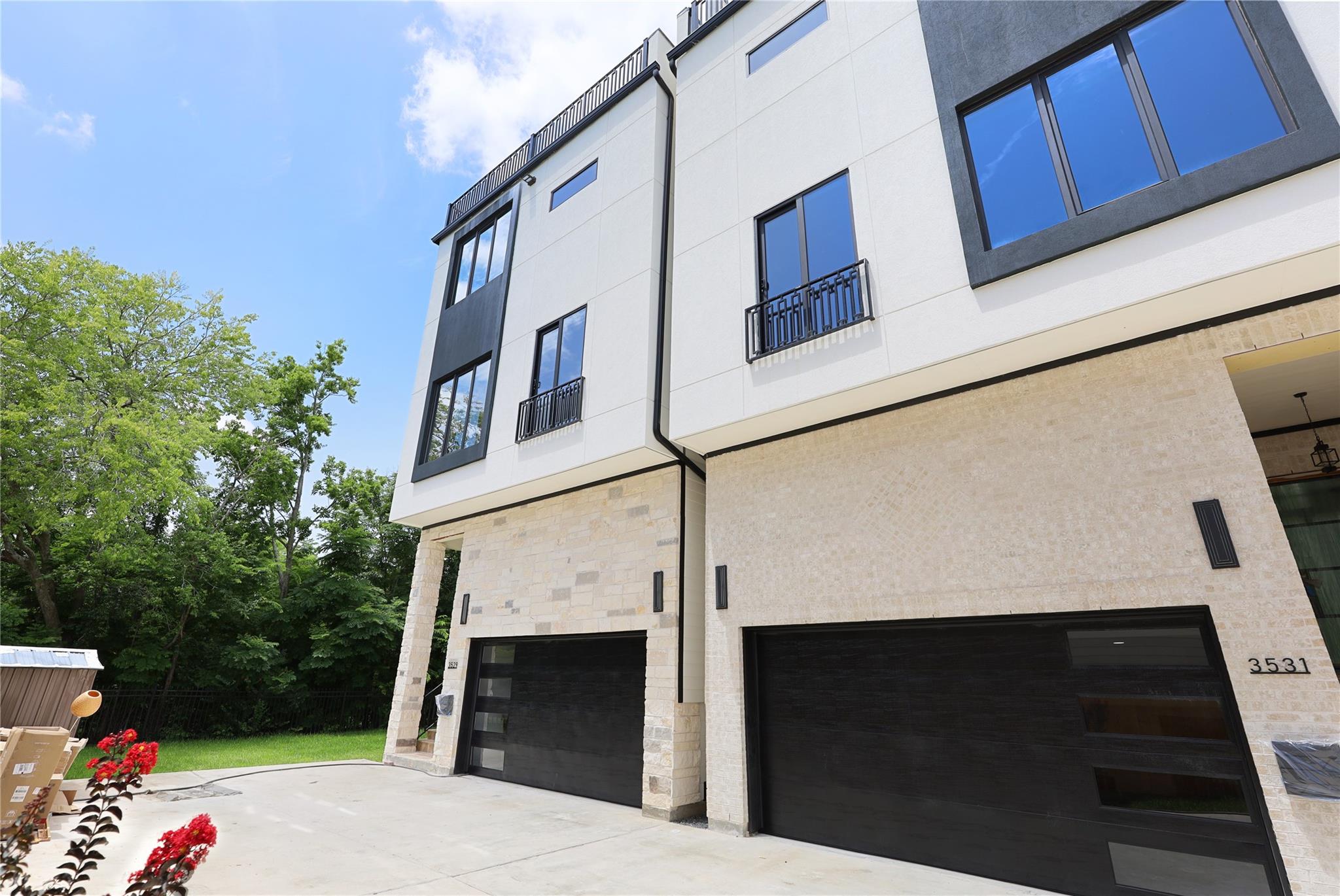 3531 Bradford Street — photo