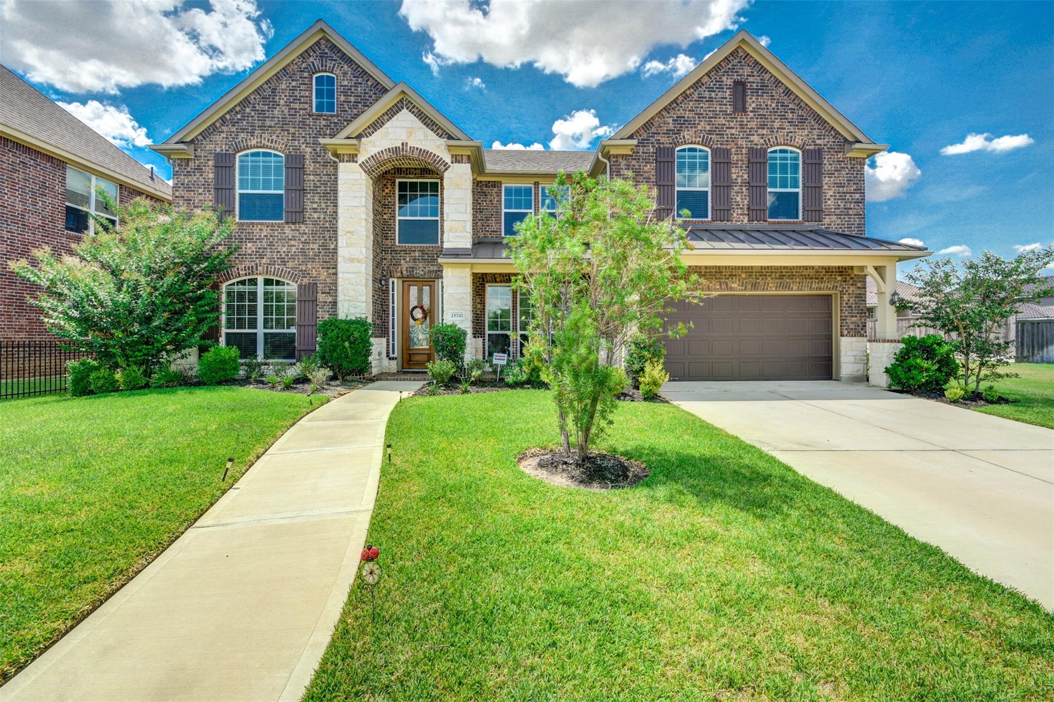 25710 Oakwood Knoll Drive — photo