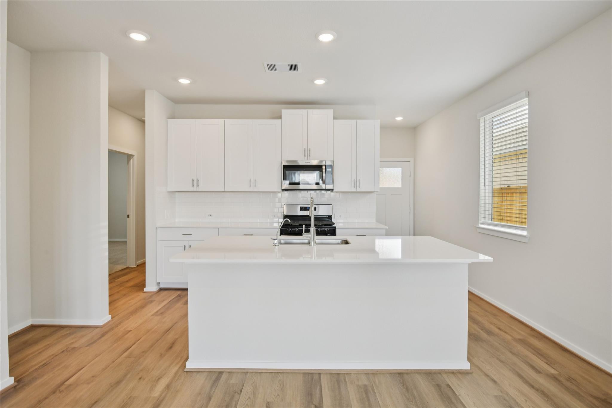 2326 Pioneer Landing Lane — photo