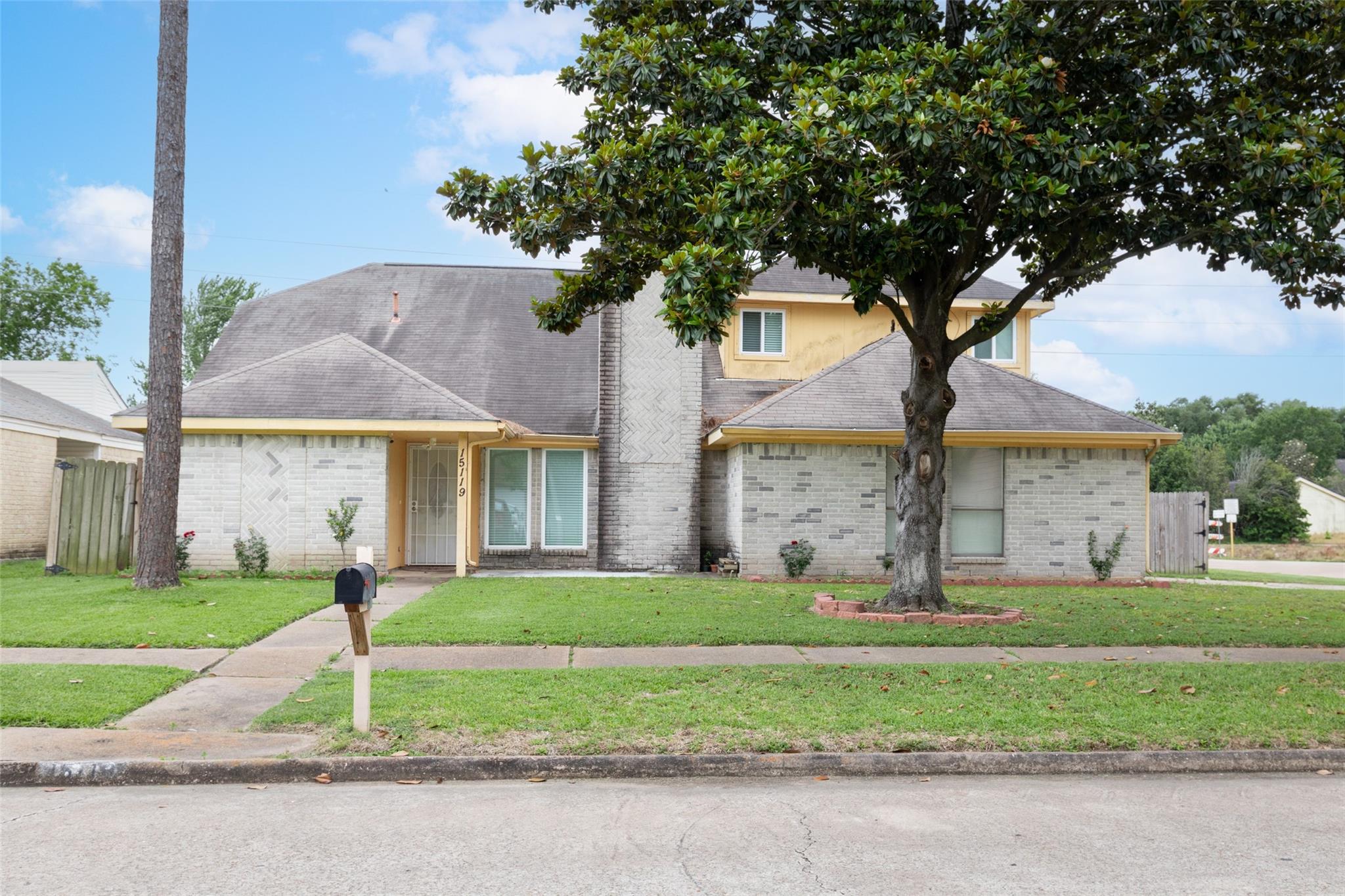 15119 Plaza Libre Drive — photo