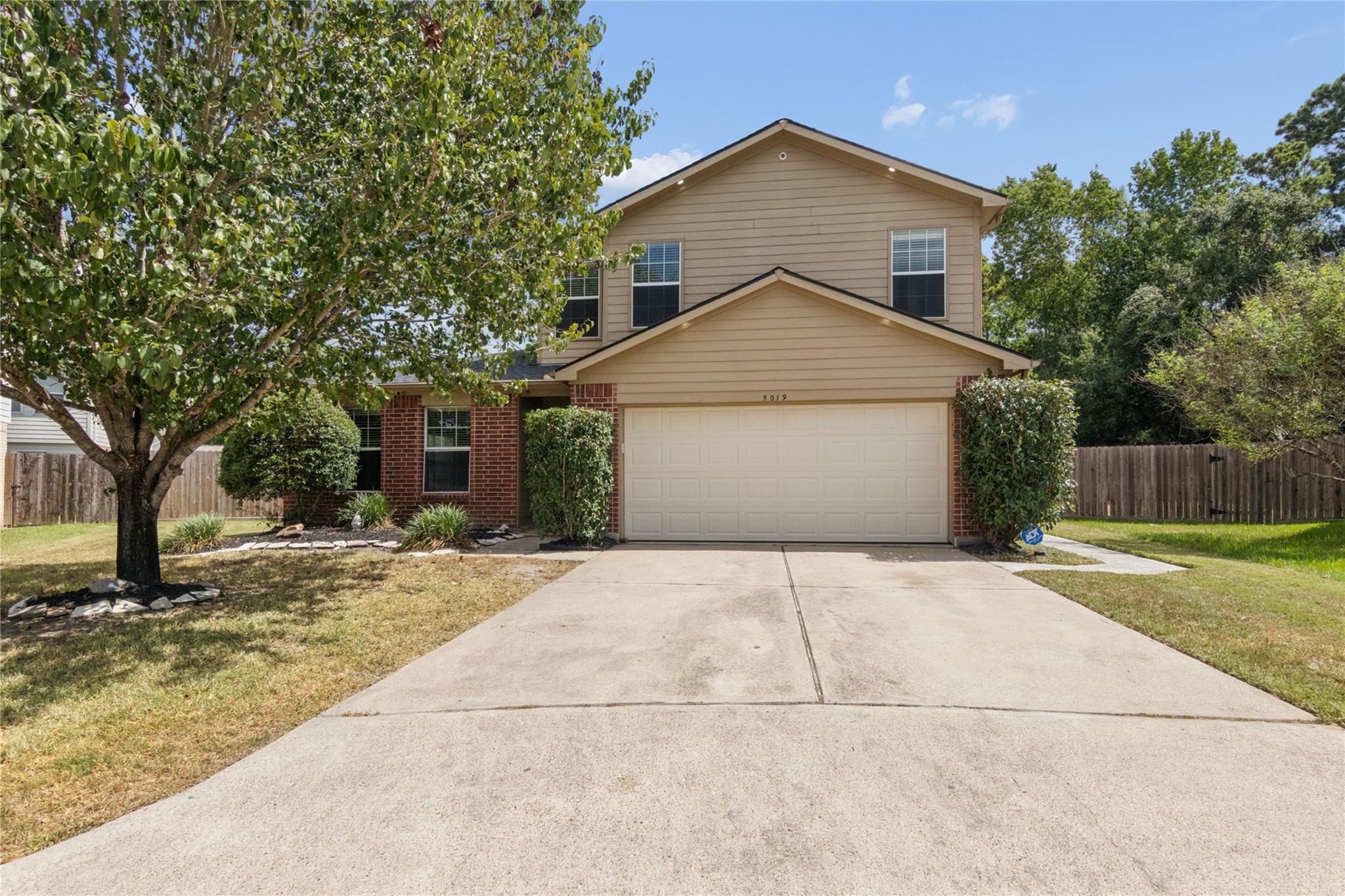 5019 Jasmine Meadows Lane — photo