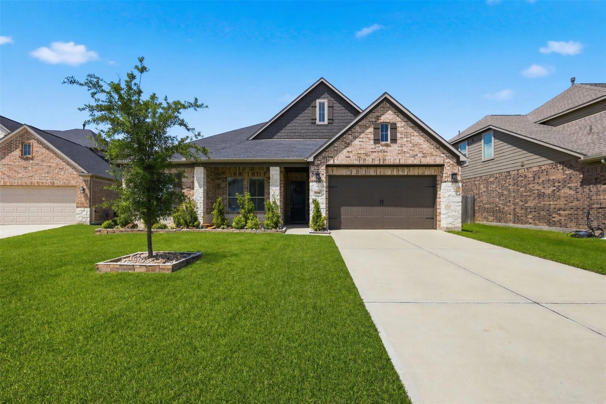 209 Bright Bluff Circle — photo