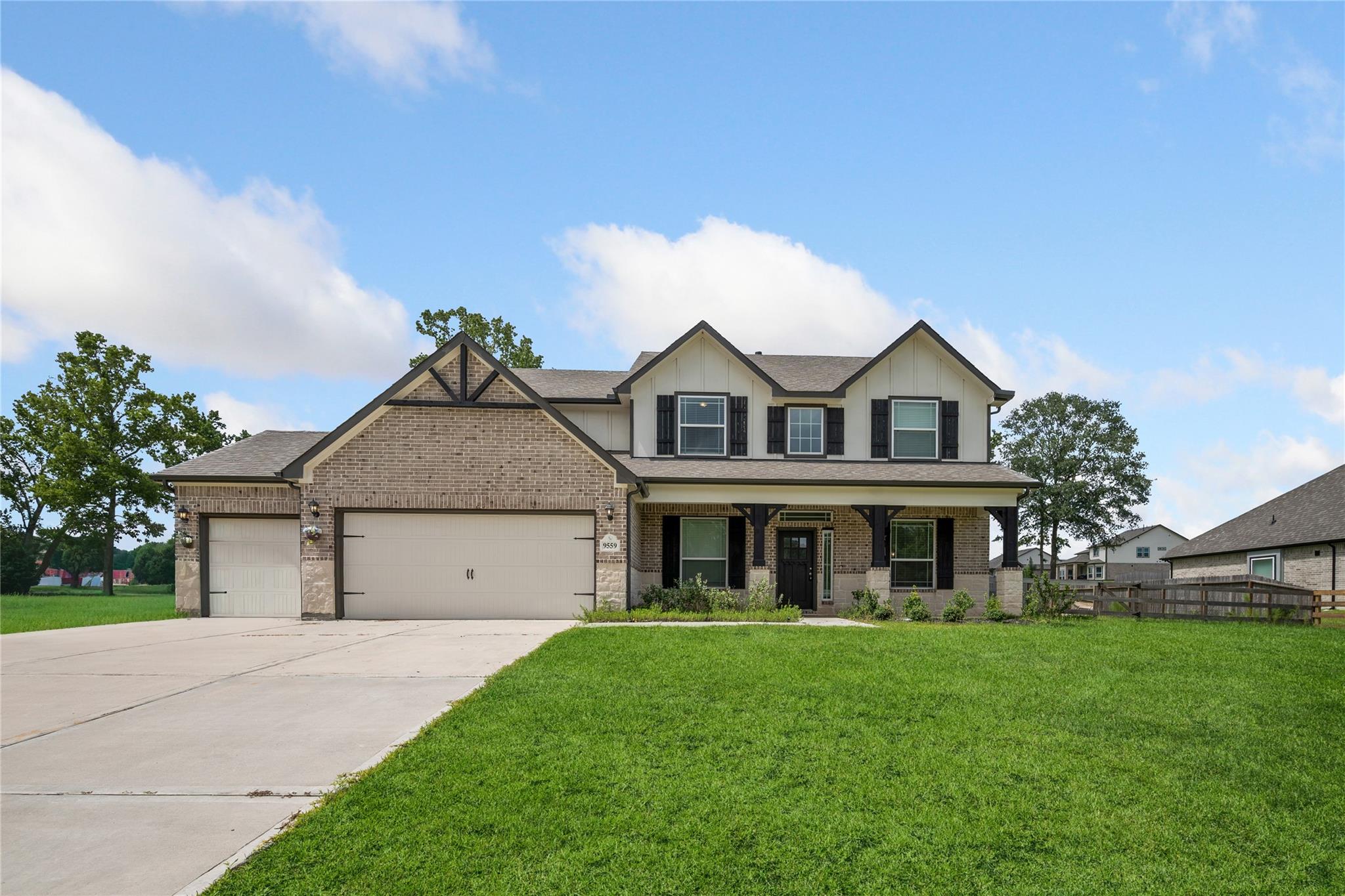 9559 Moss Rose Lane — photo