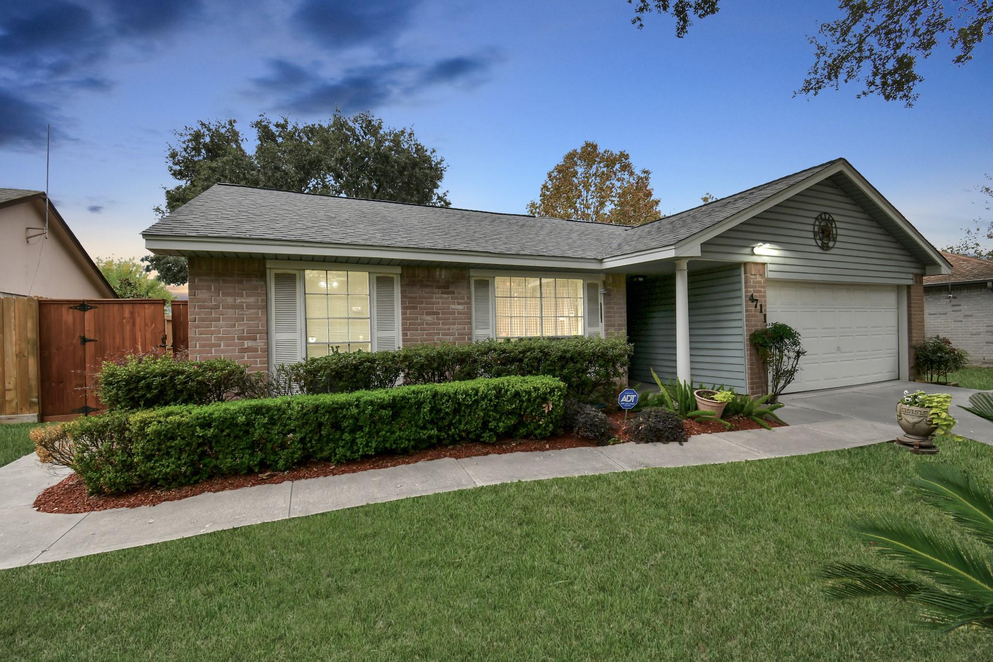 4711 Misty Shadows Drive — photo