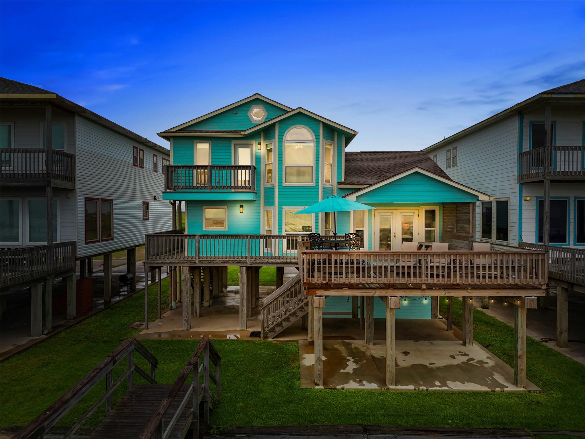 2406 Blue Water Highway — photo