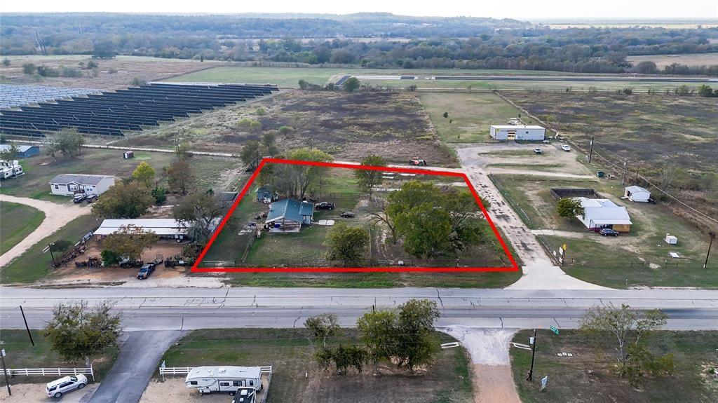 655 Loop 230, Smithville, TX 78957 — photo 2