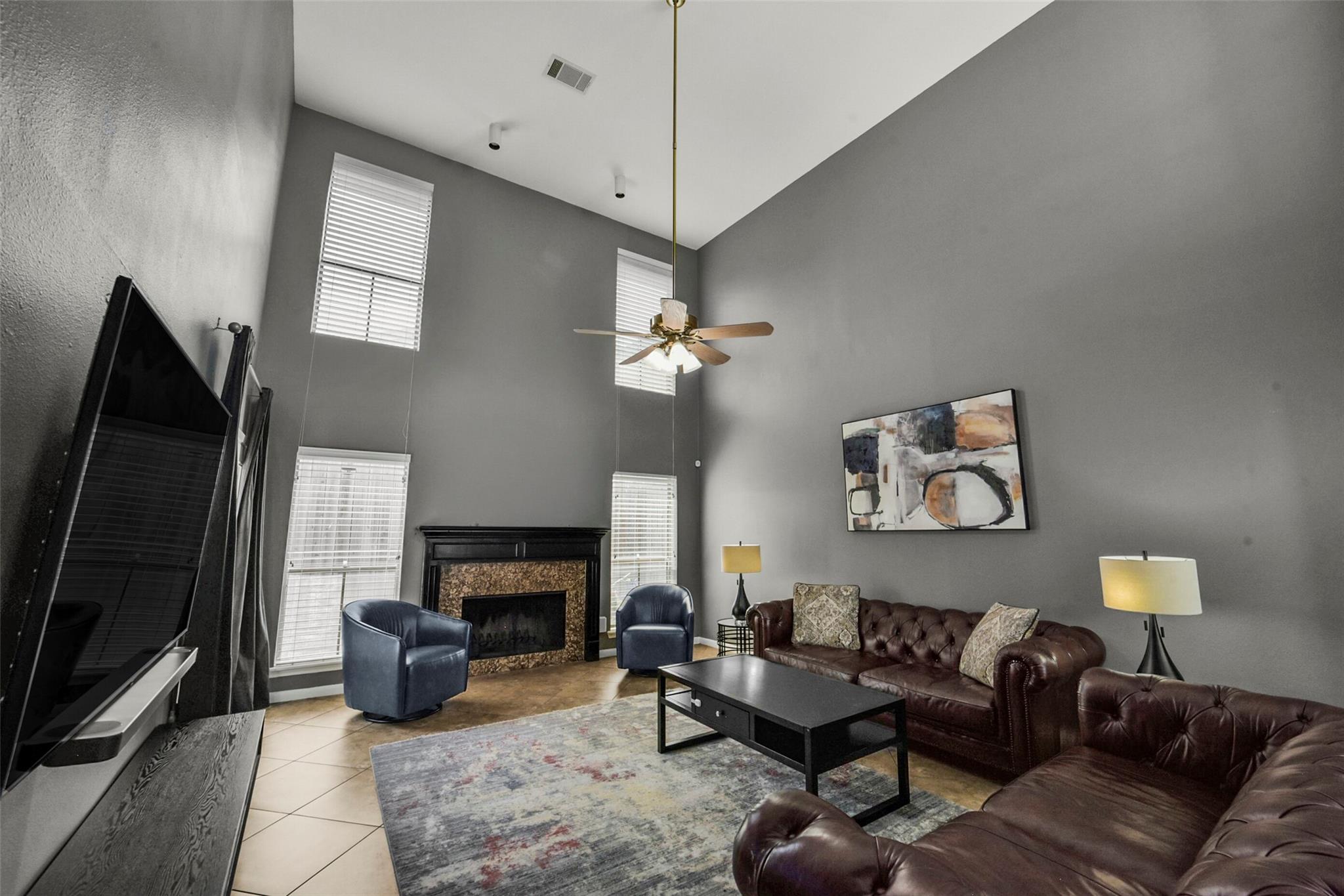 1914 Augusta Drive #7 — photo
