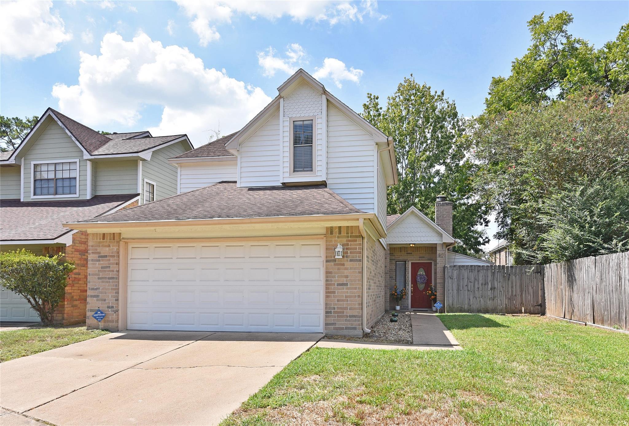 8409 Bayou Pine Court — photo
