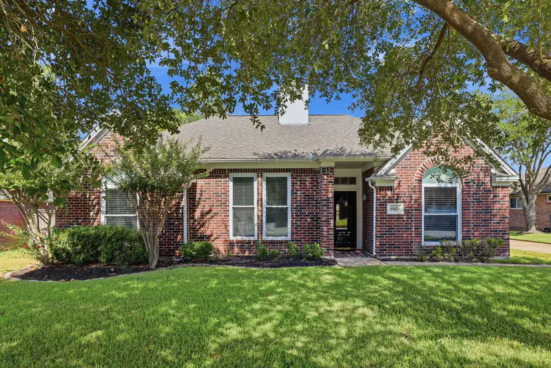 25123 Burgh Castle Drive — photo