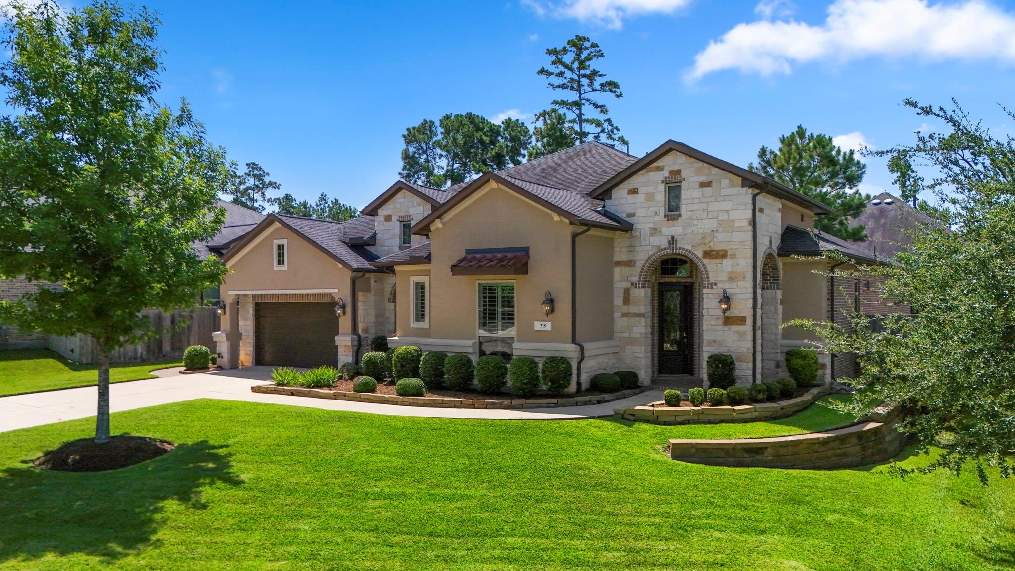 219 Chirping Squirrel Court — photo