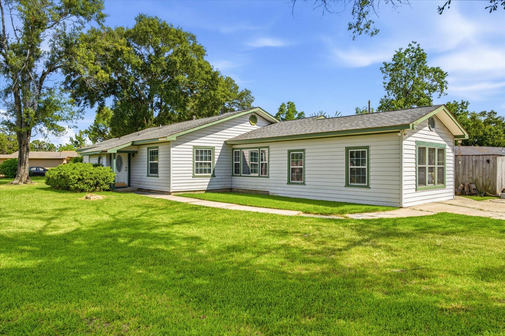 311 Burnett Drive — photo