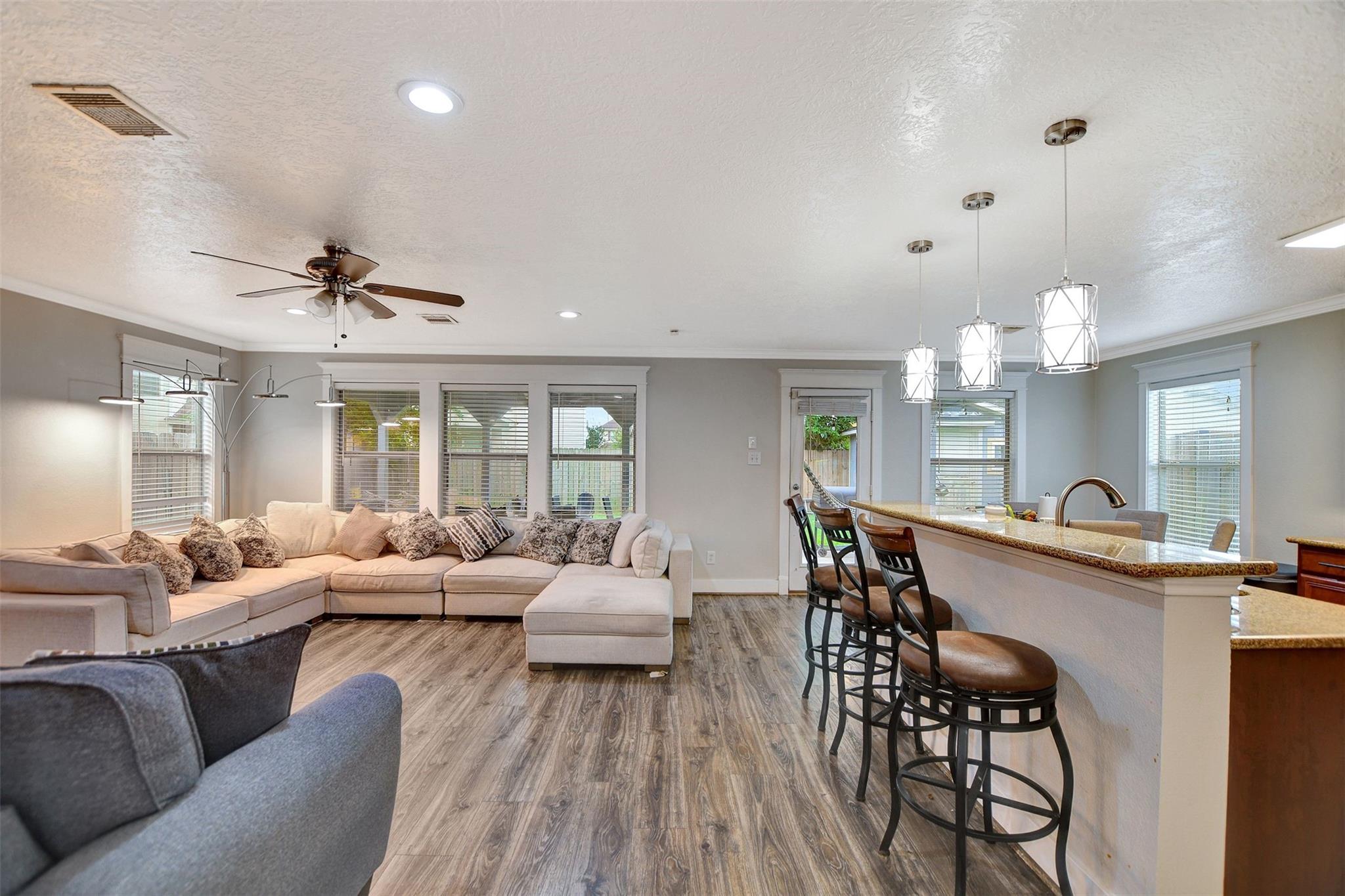 19015 Remington Bend Drive — photo