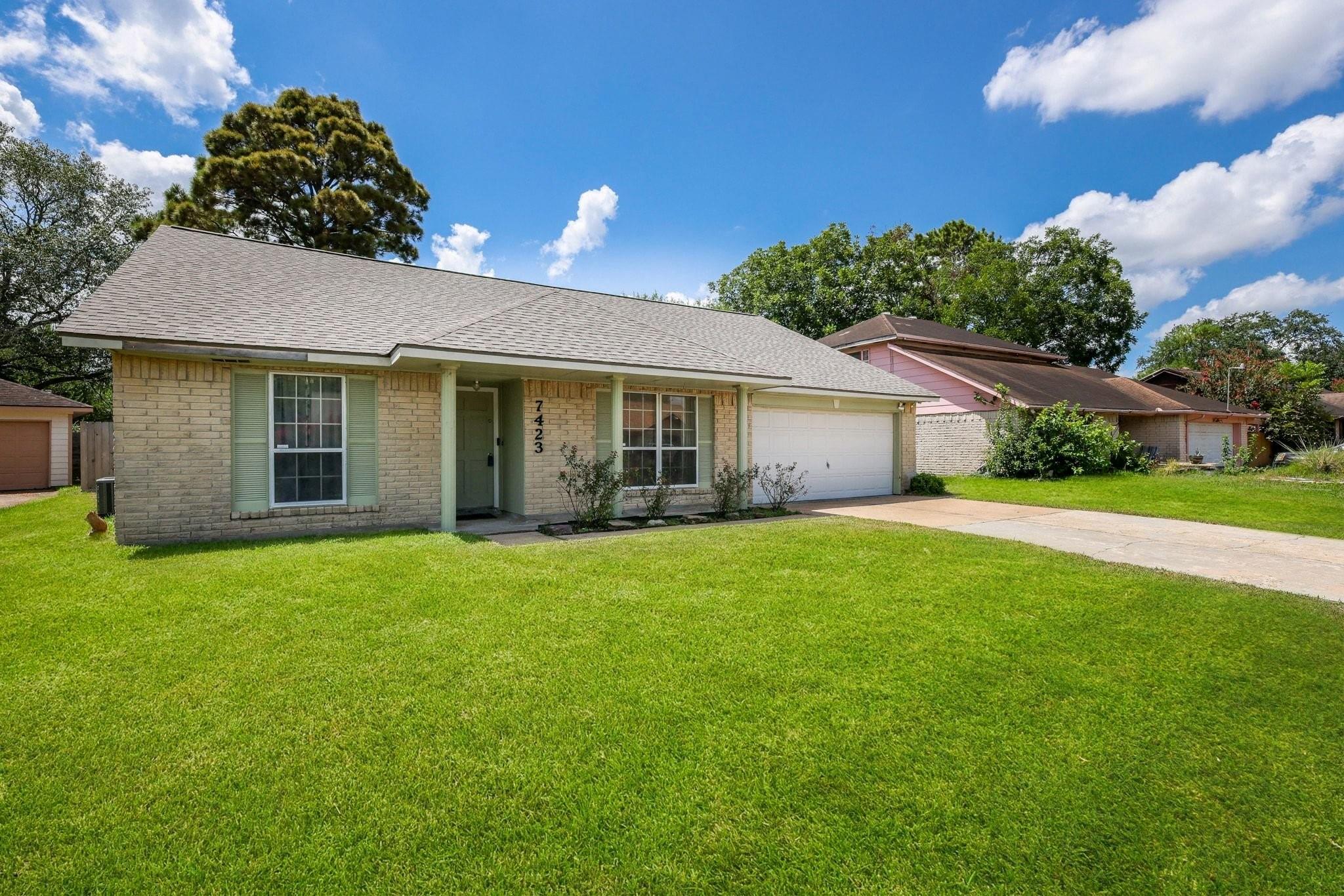 7423 Towerview Lane — photo