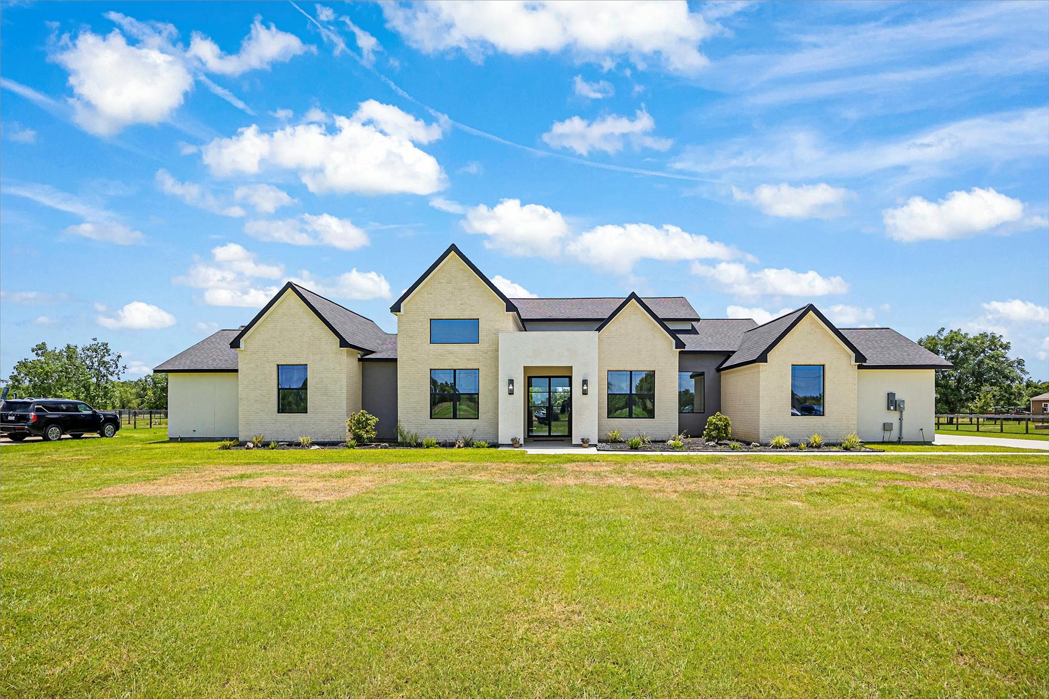 4726 Texana — photo