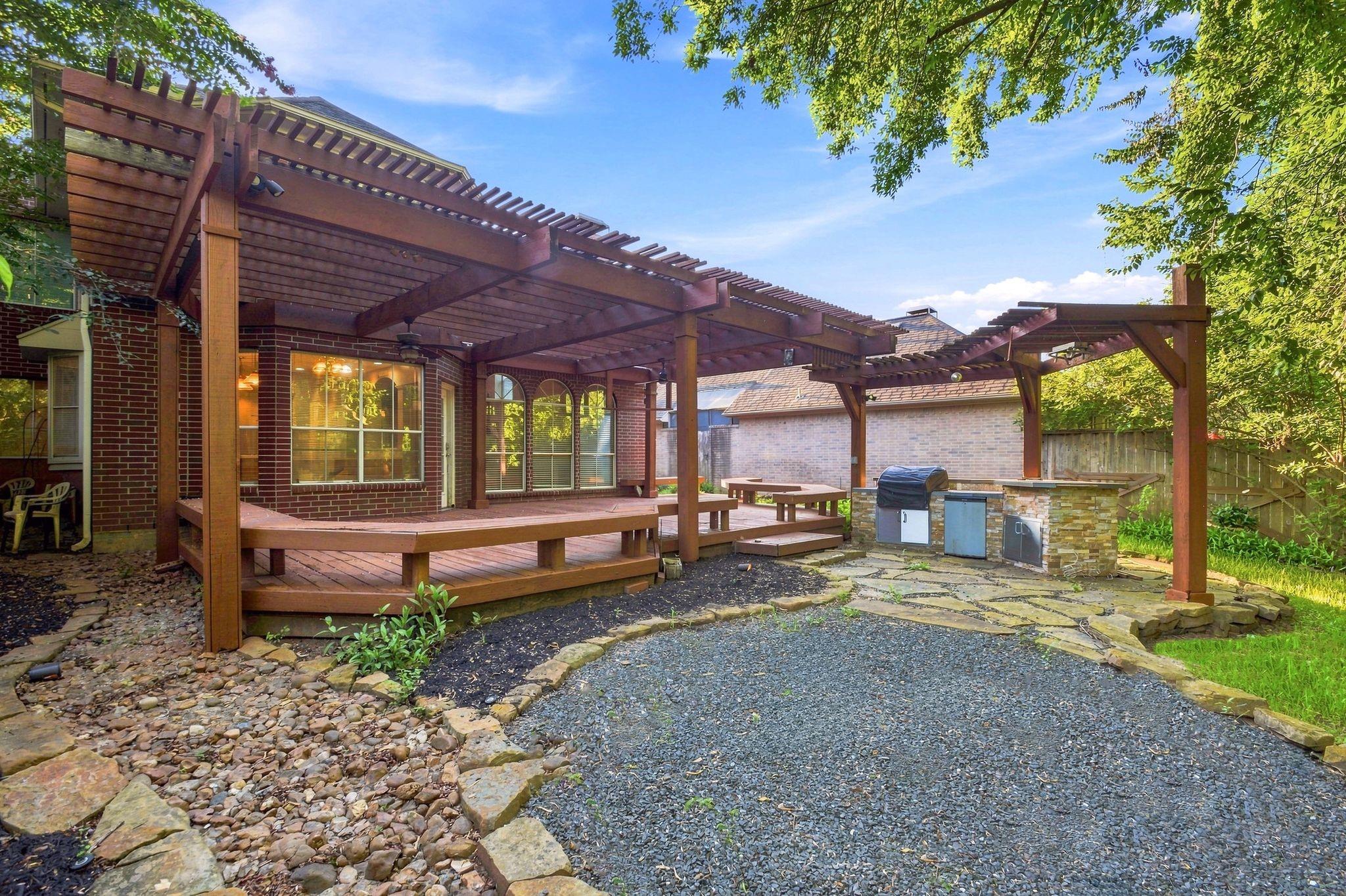 4307 Lakeshore Forest Drive — photo