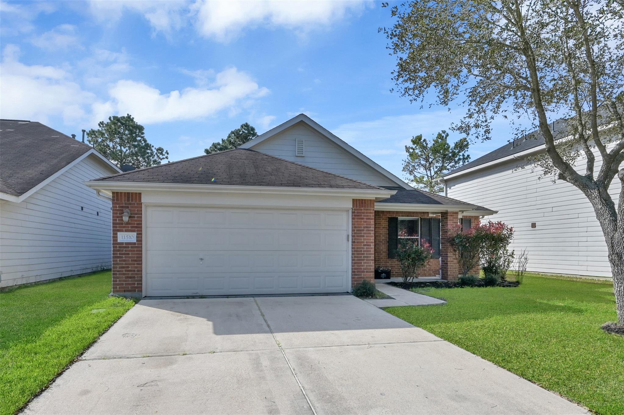 11510 Harbour Lake Court — photo