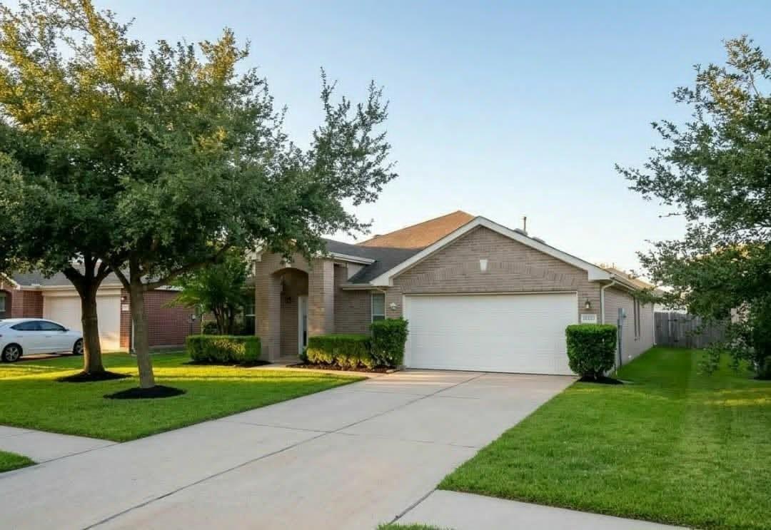21522 Pointed Oak Lane — photo