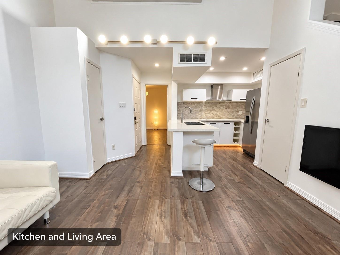 10855 Meadowglen Lane #1128 — photo