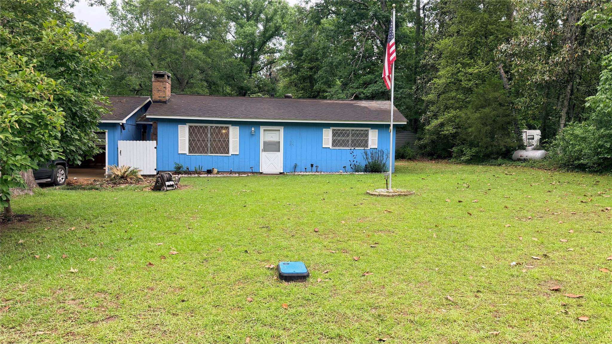 352 N N George Jones Road — photo