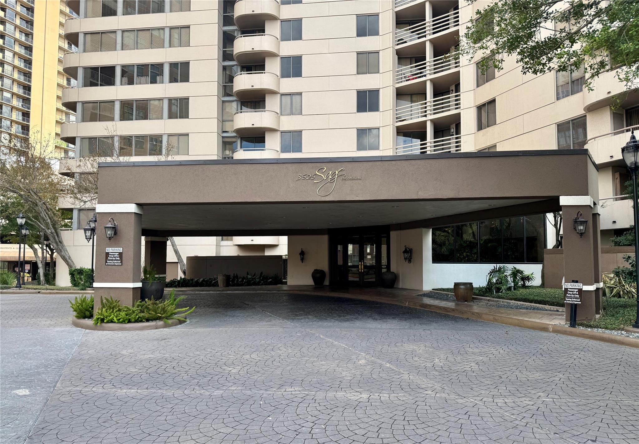 3525 Sage Road #813 — photo