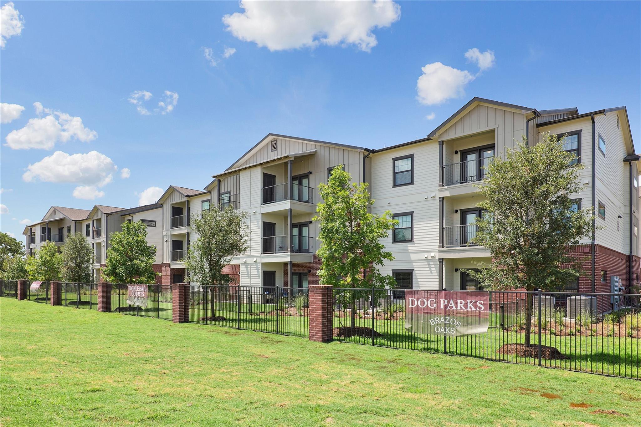 6000 Jones Road #4202 — photo