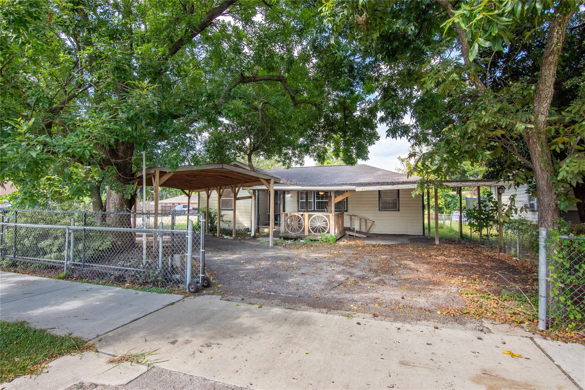 11201 Bentley Street — photo