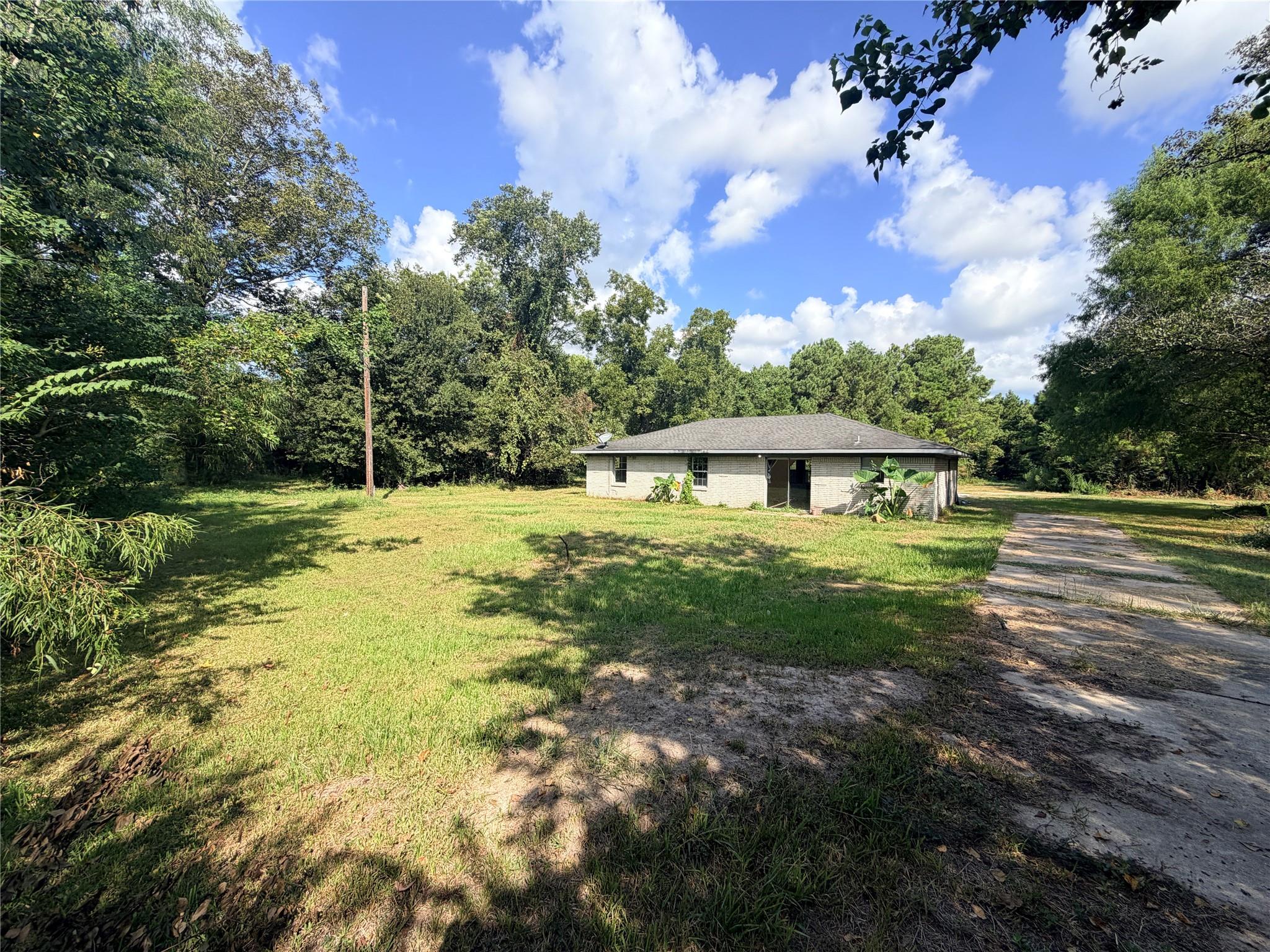 15915 Jennings Road — photo
