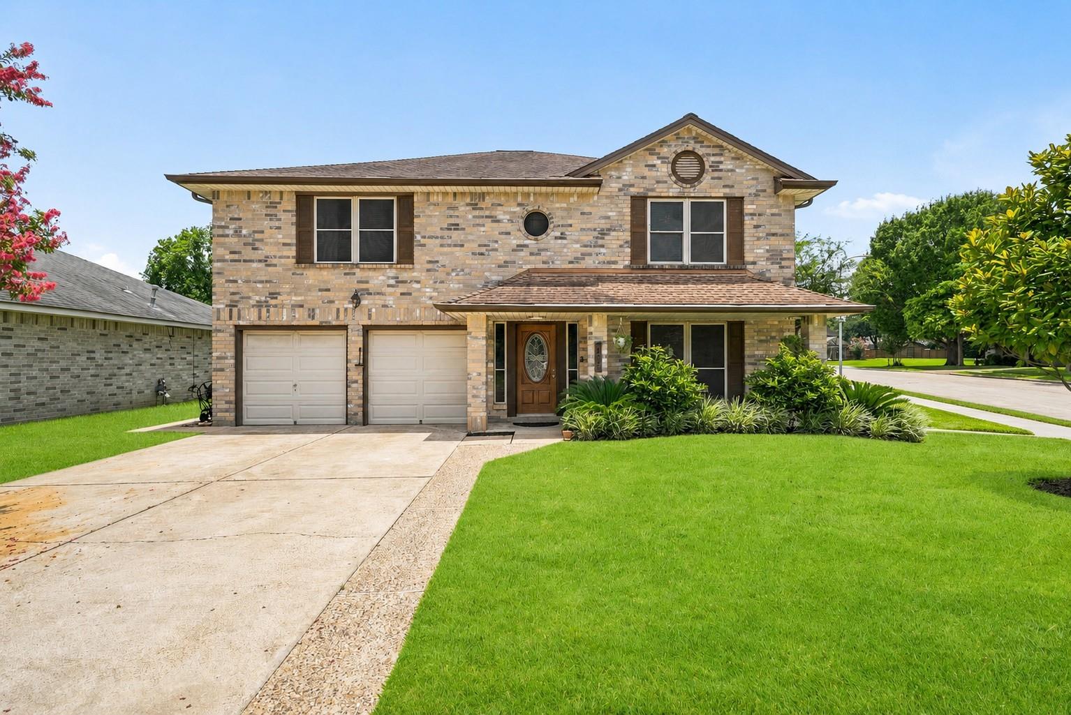 2135 Victoria Garden Drive — photo