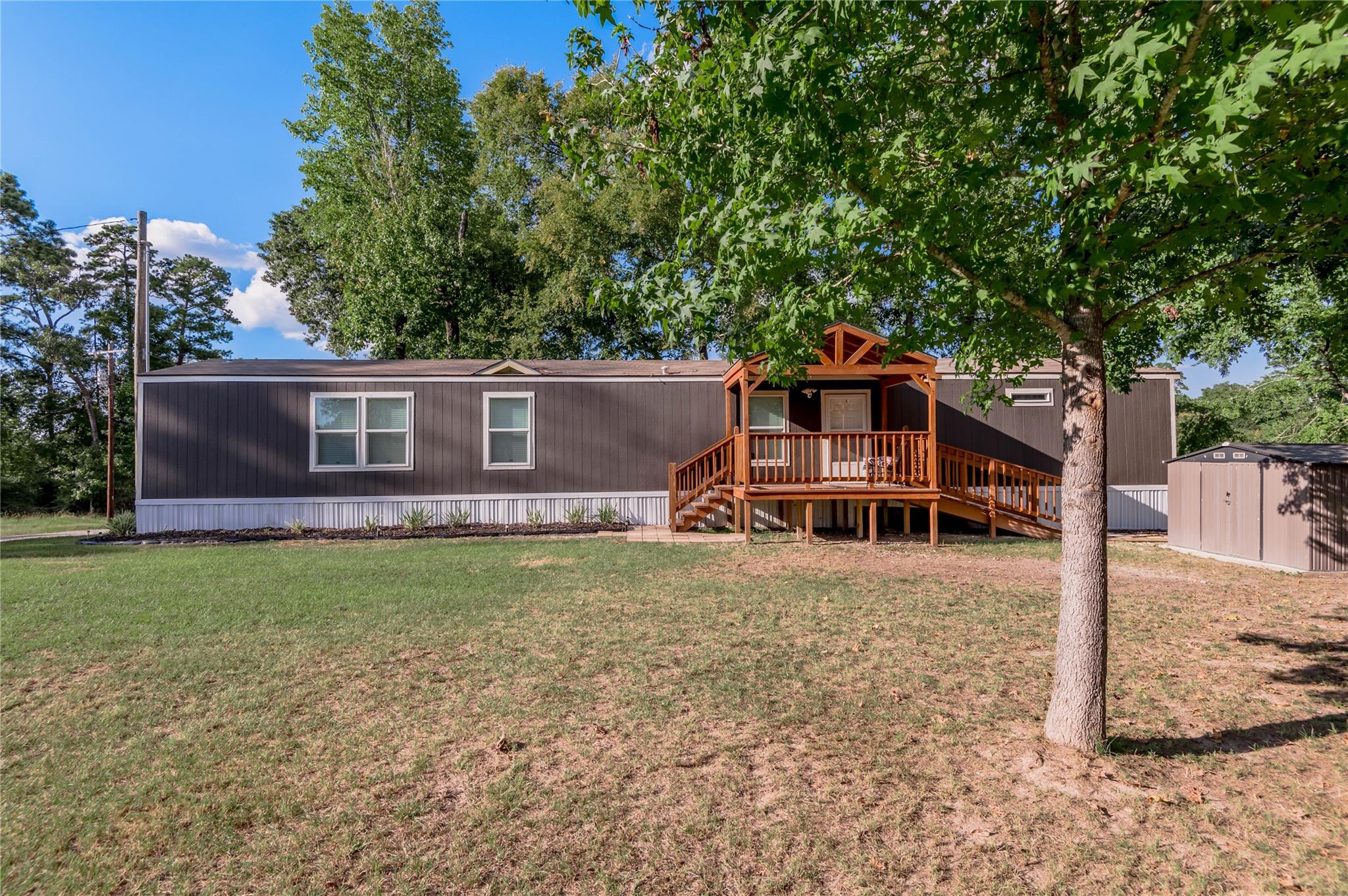 844 Harbor Point Drive, Trinity, TX 75862 — photo 3