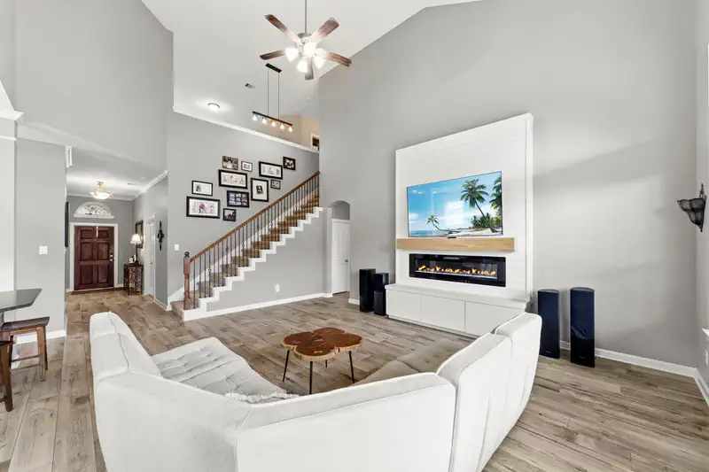 31502 Silverton Star Court — photo