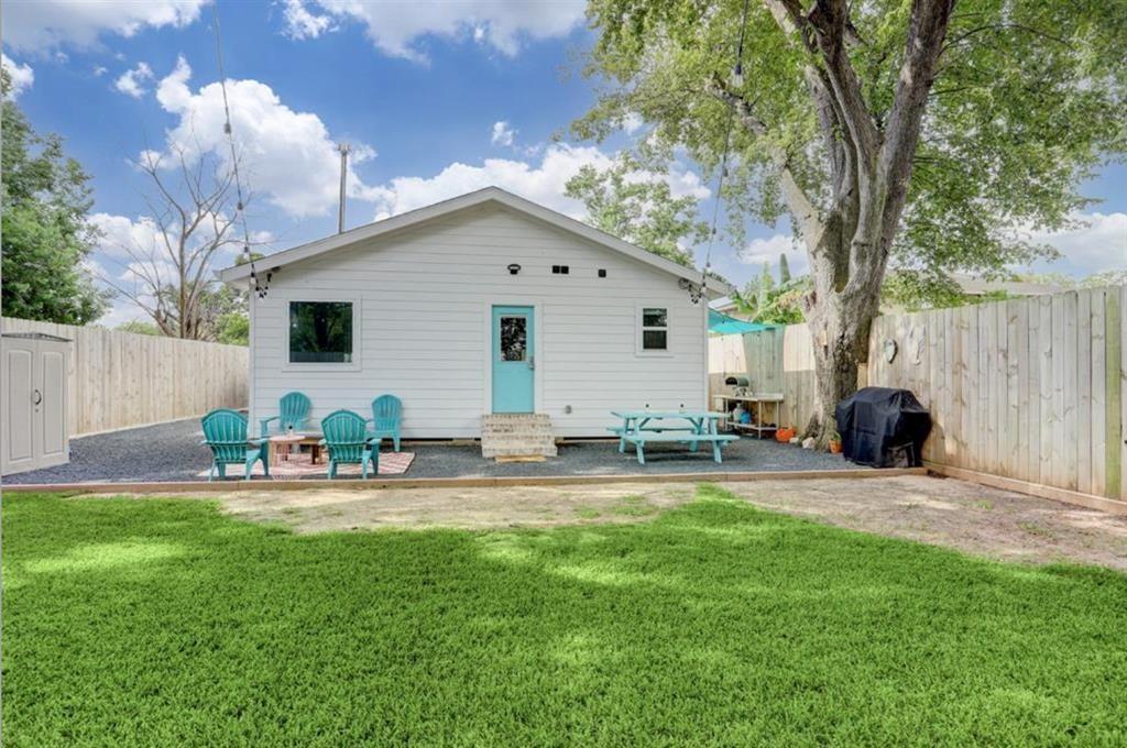 1511 Mcneil Street — photo