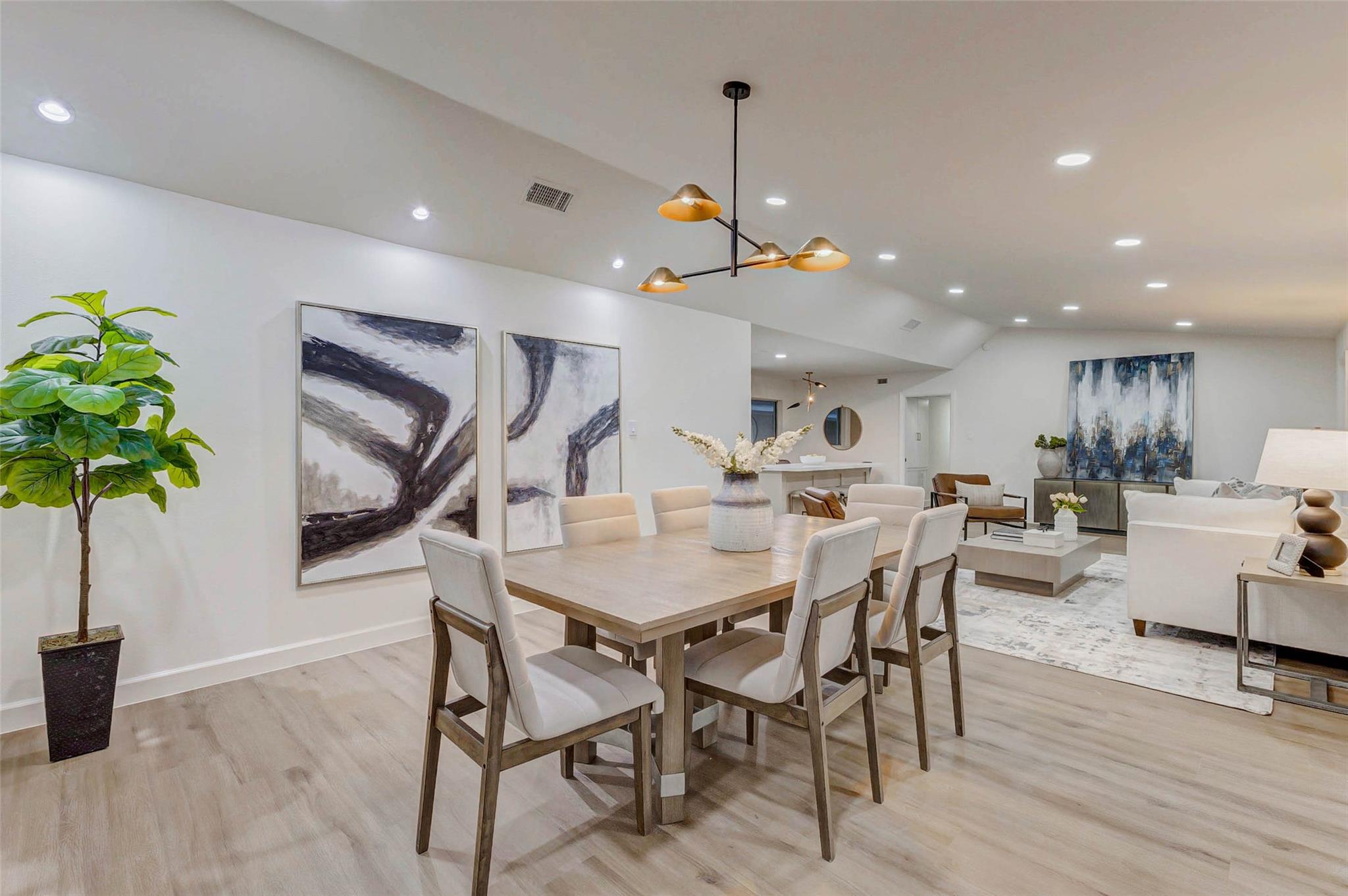 9219 Timberside Drive — photo