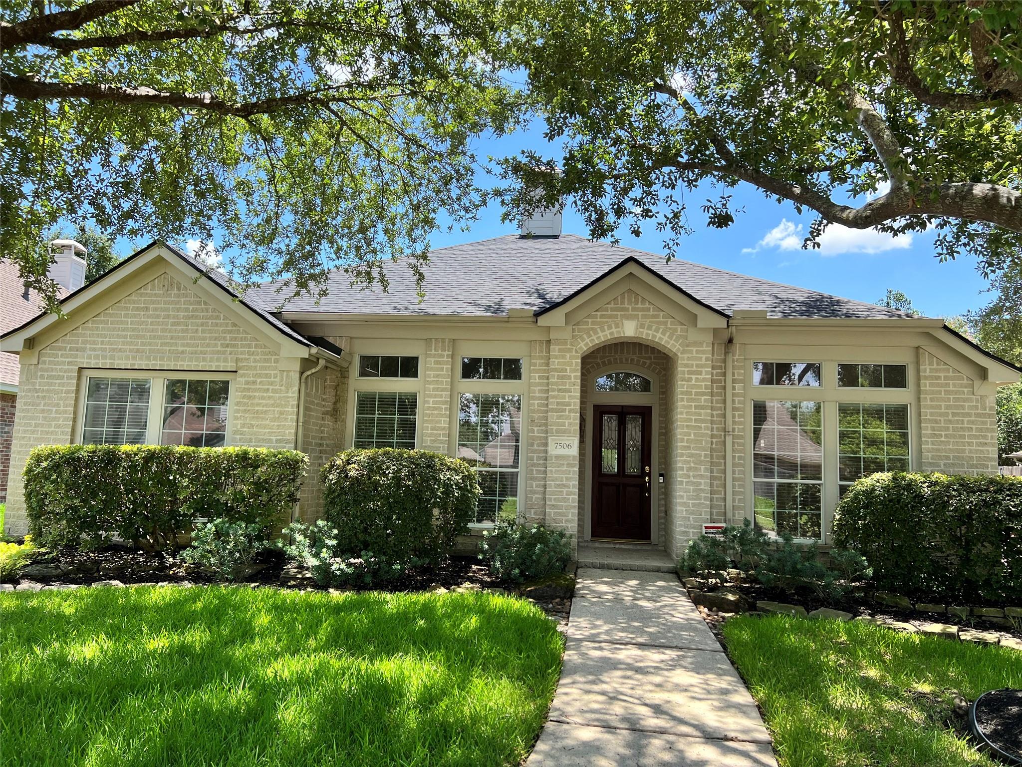 7506 Opal Hill Lane — photo